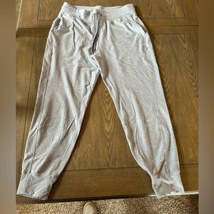 Lululemon grey joggers size 10